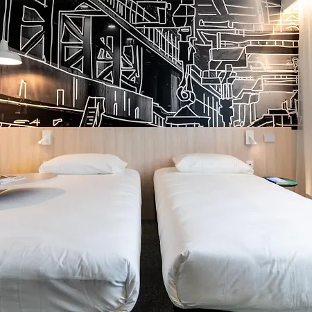 Ibis Styles Centre 3*
